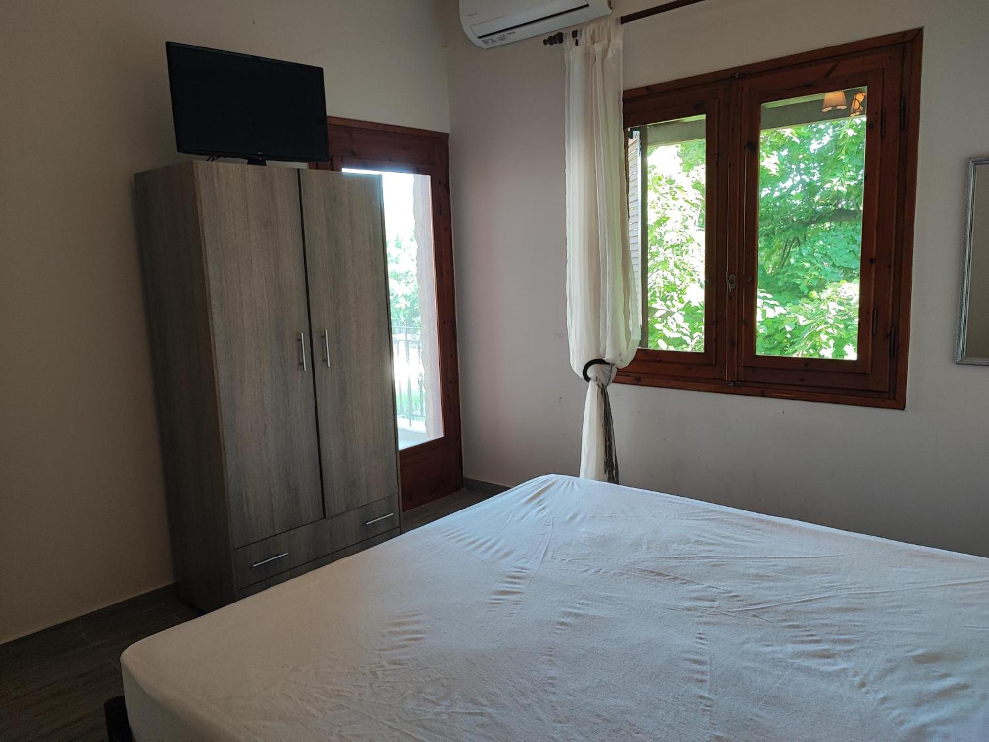 Appartamento Stone House With Seaview Nea Poteidaia Esterno foto